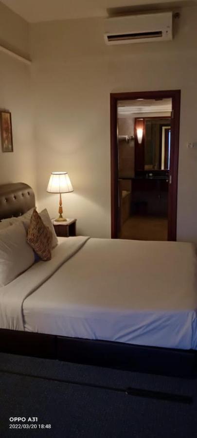 Royal Apartment Times Square קואלה לומפור מראה חיצוני תמונה